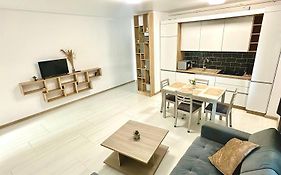 B2 Boutique Apartments